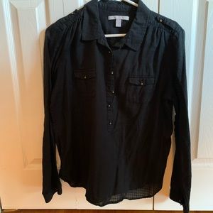 Old Navy Women Black Button-Down Shirt ~ L